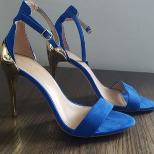 Zara Basic blue suede heel